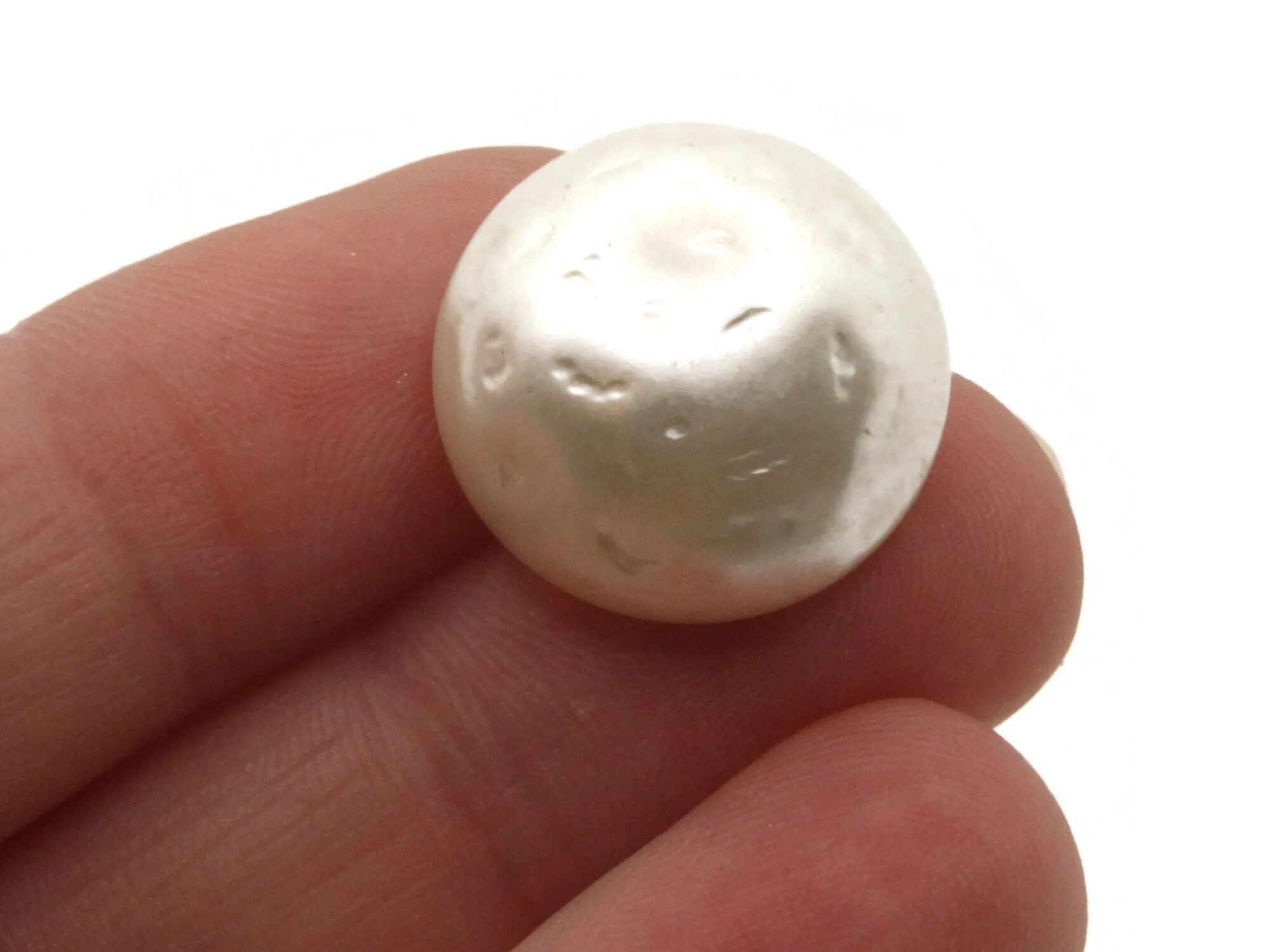5 19mm Vintage Round White Plastic Pearl Shank Buttons