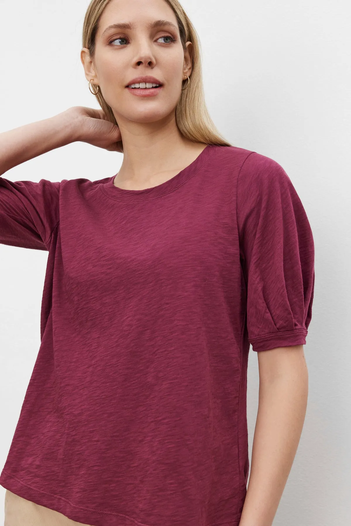 ANABELLE TEE