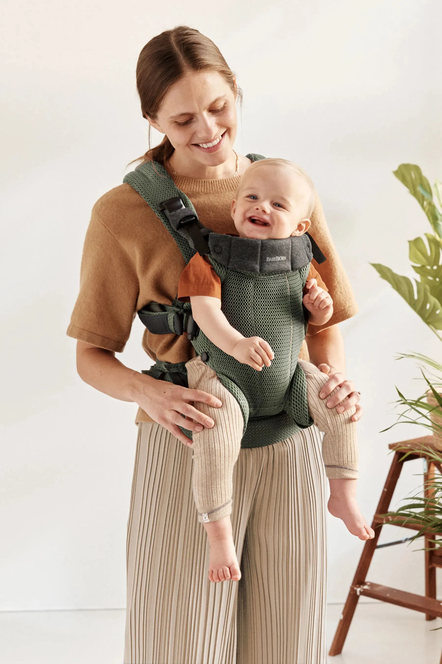 Baby Bjorn Baby Carrier Harmony | Dark Green