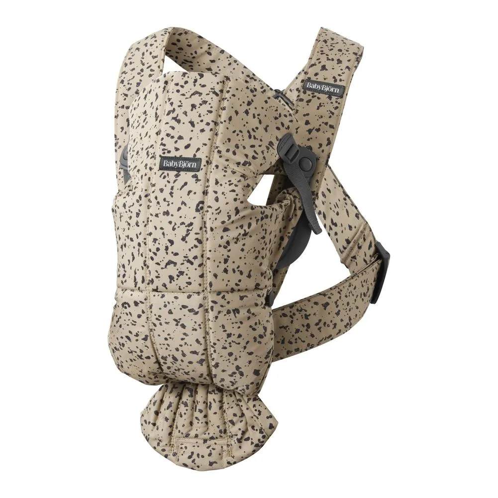 BabyBjorn Baby Carrier Mini in Woven Fabric