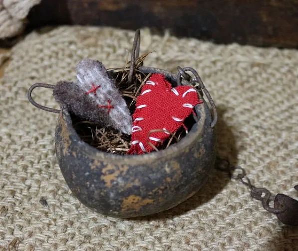 Balance Scale Diminutive Size Tole Painted with Hearts