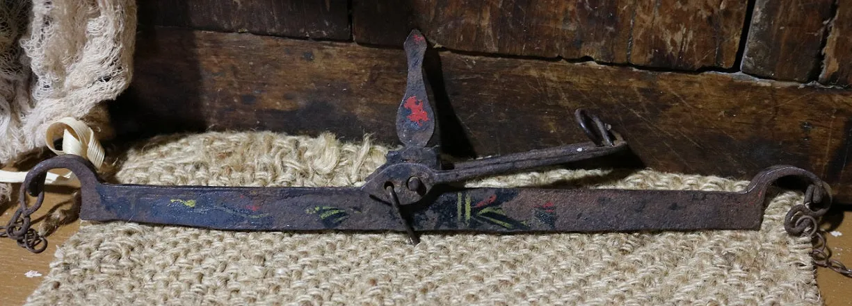 Balance Scale Diminutive Size Tole Painted with Hearts