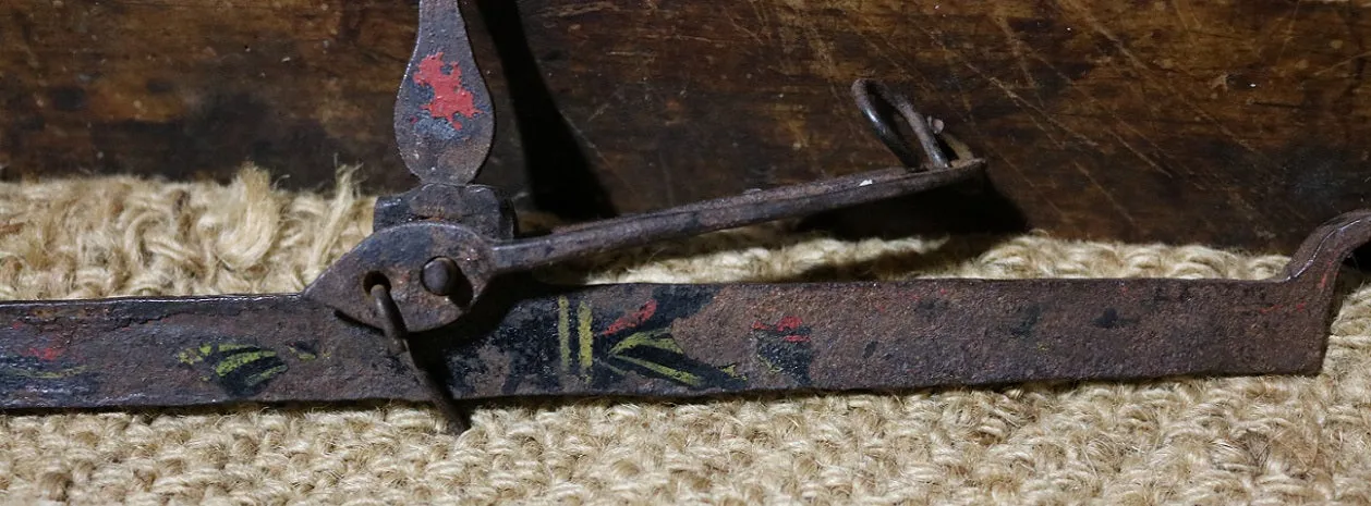 Balance Scale Diminutive Size Tole Painted with Hearts