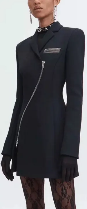 Black Curved-Zip Blazer