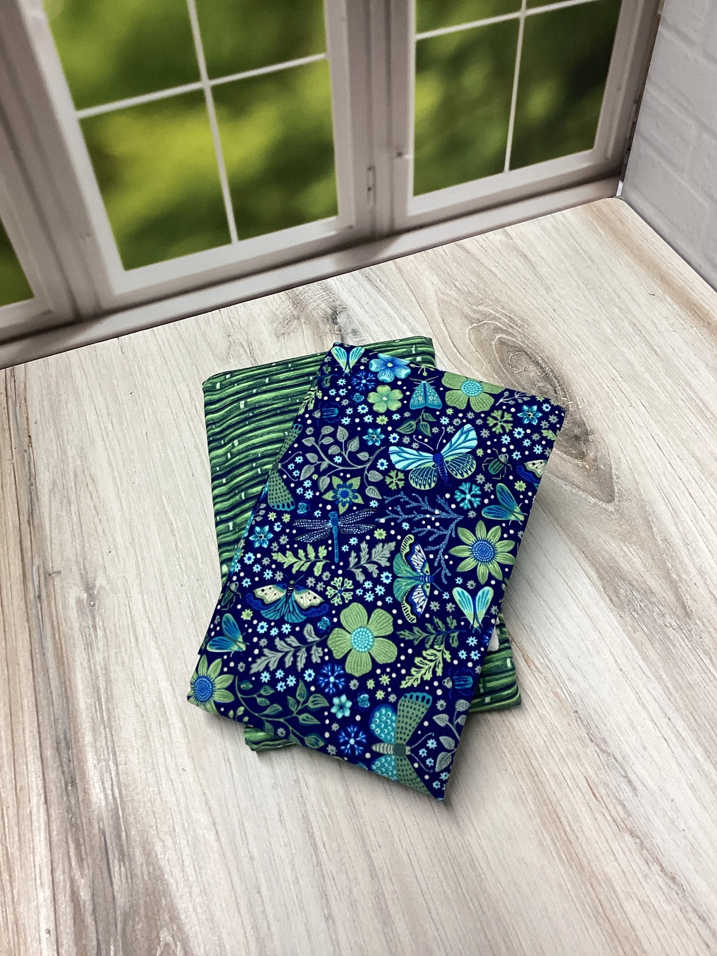 Boxed Bag Template & Pattern for a Simple Boxed Zippered Pouch