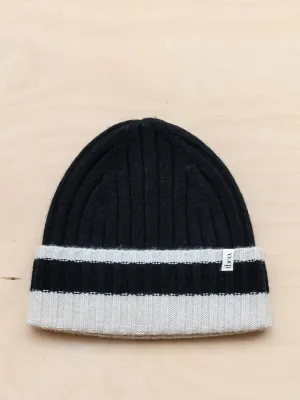 Cashmere and merino beanie in black and cream