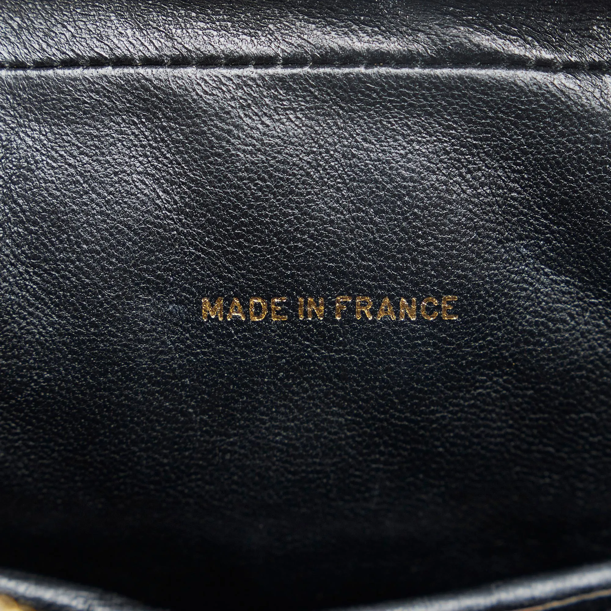 Chanel CC Matelasse Tassel Camera Bag (SHG-Emp6IH)