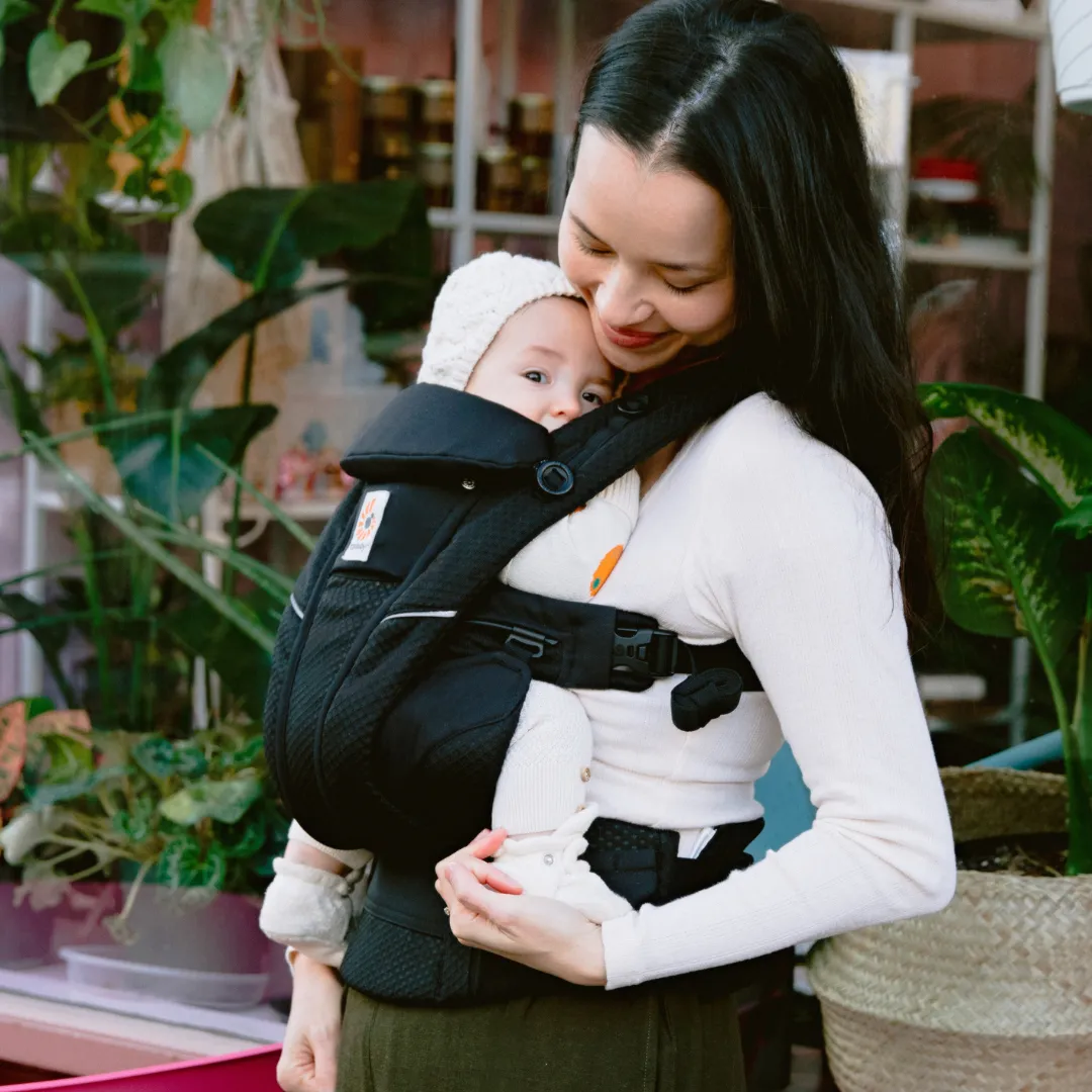 Ergobaby Omni Breeze Carrier - Onyx Black
