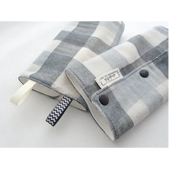 Jinglebib Drool Pad - Grey Plaids