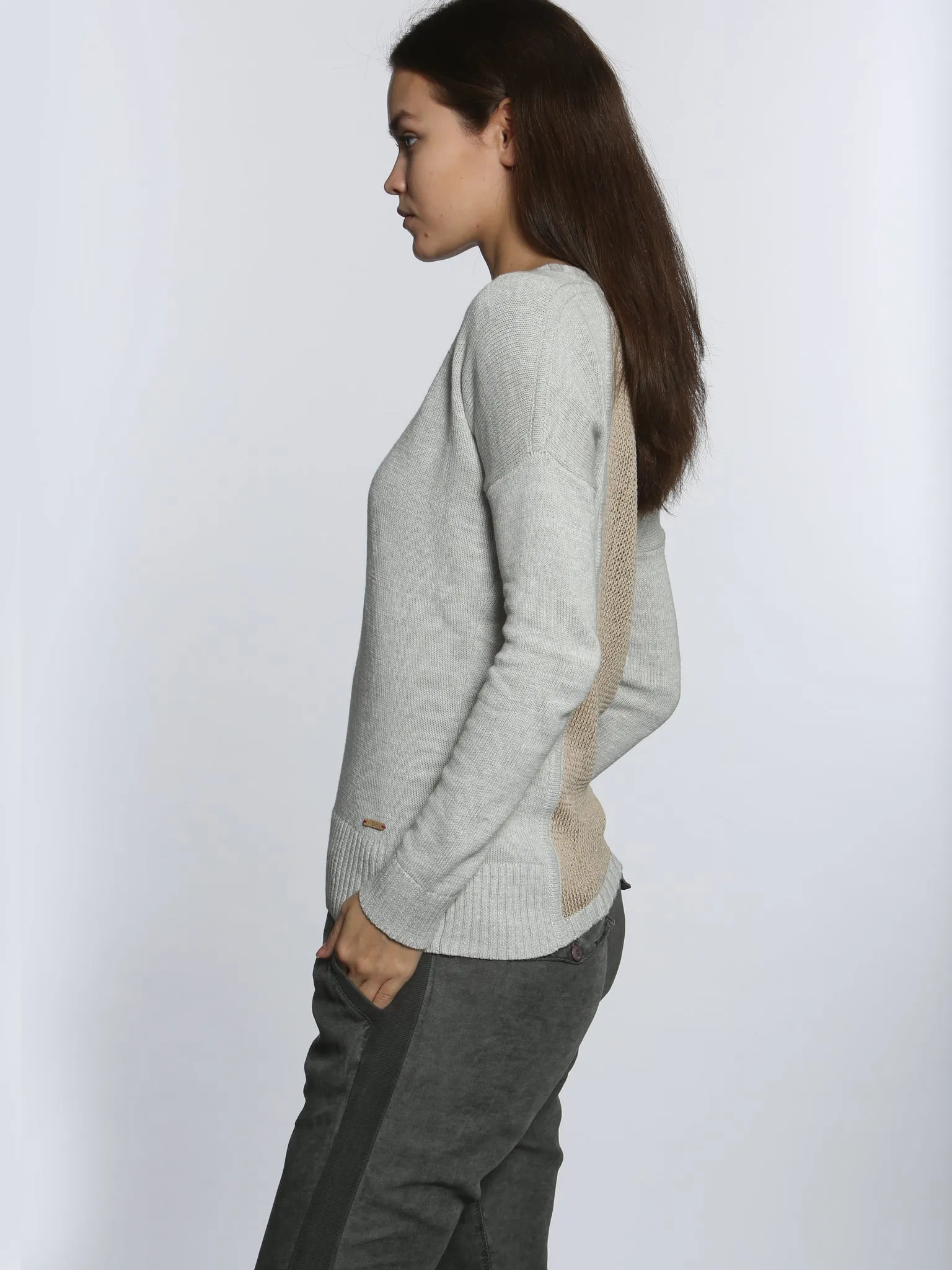 Mesh Back Vee - Cloud
