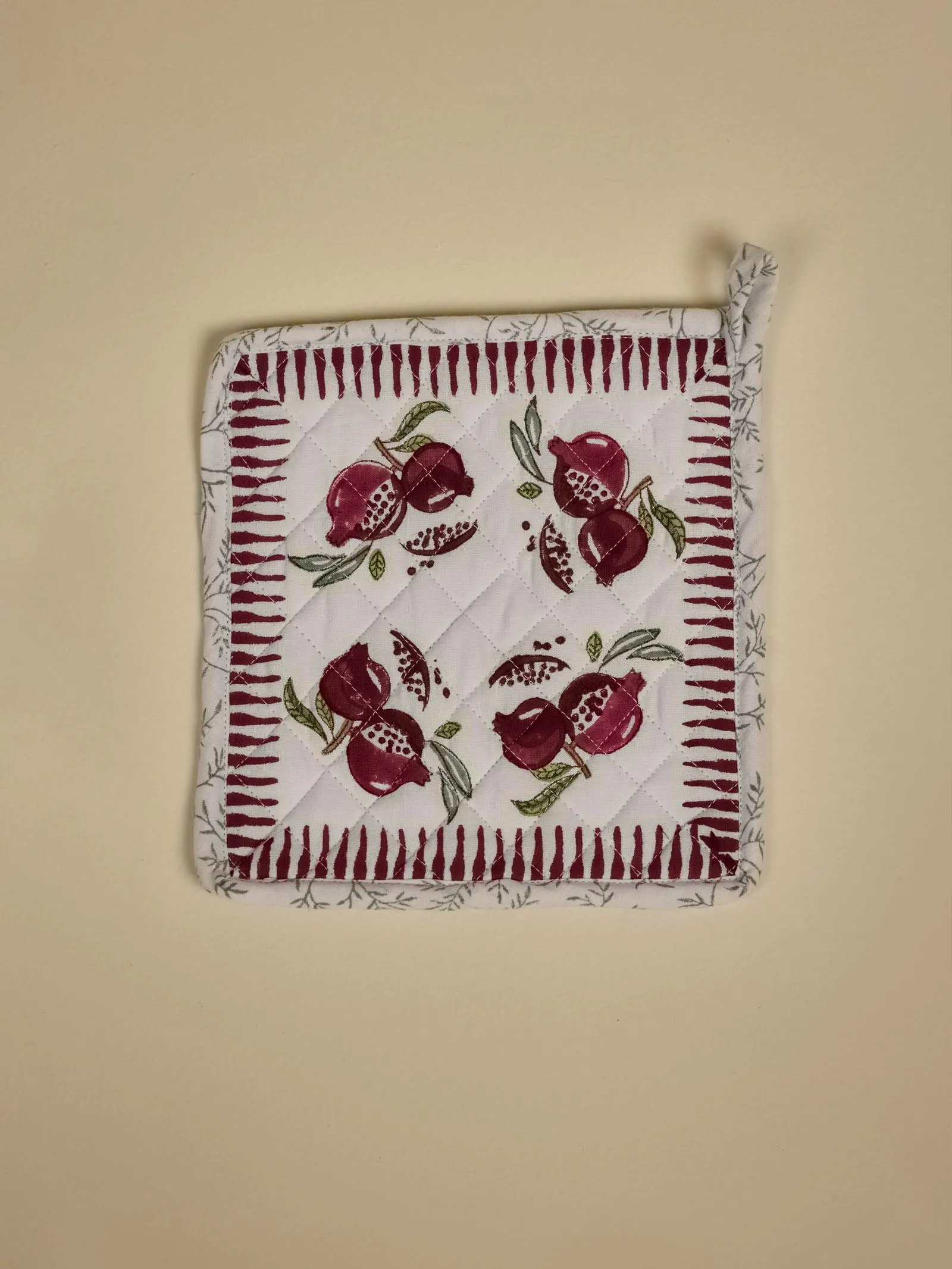 Pomegranate Pot Holder
