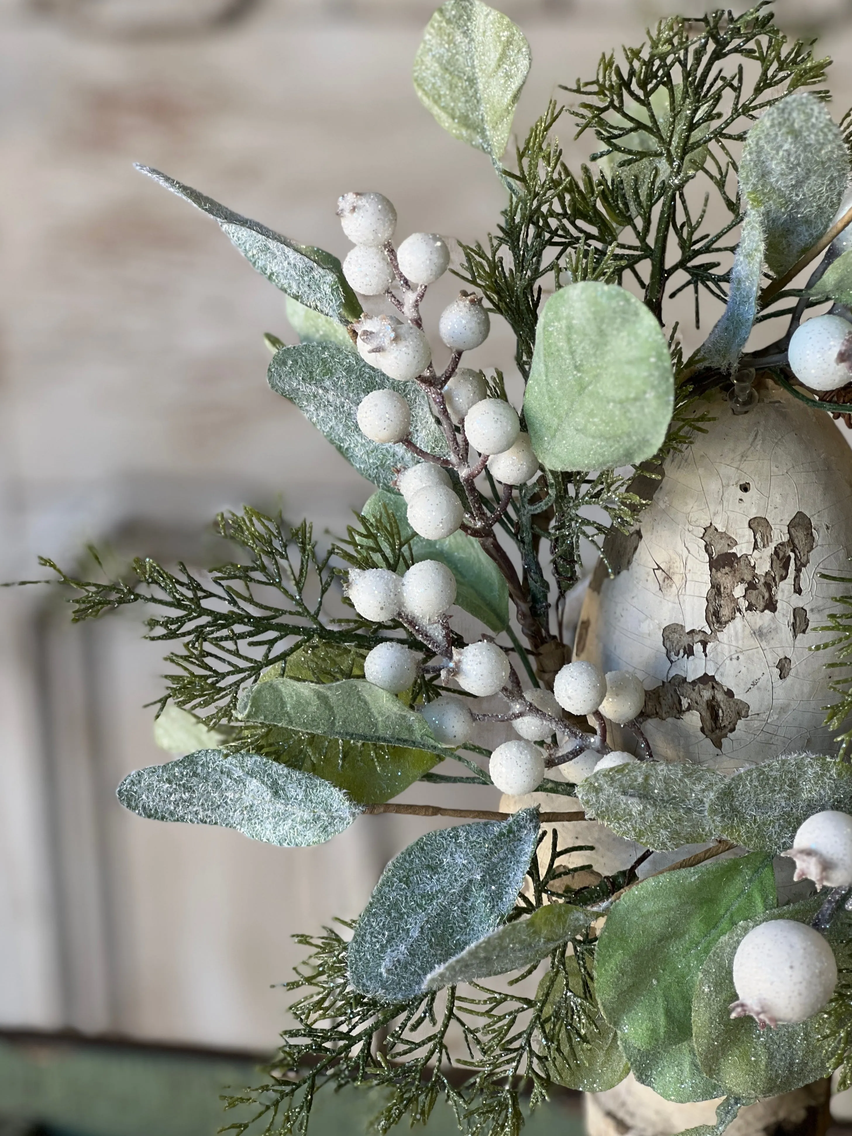 Splash of Splendor Candle Ring | 11"