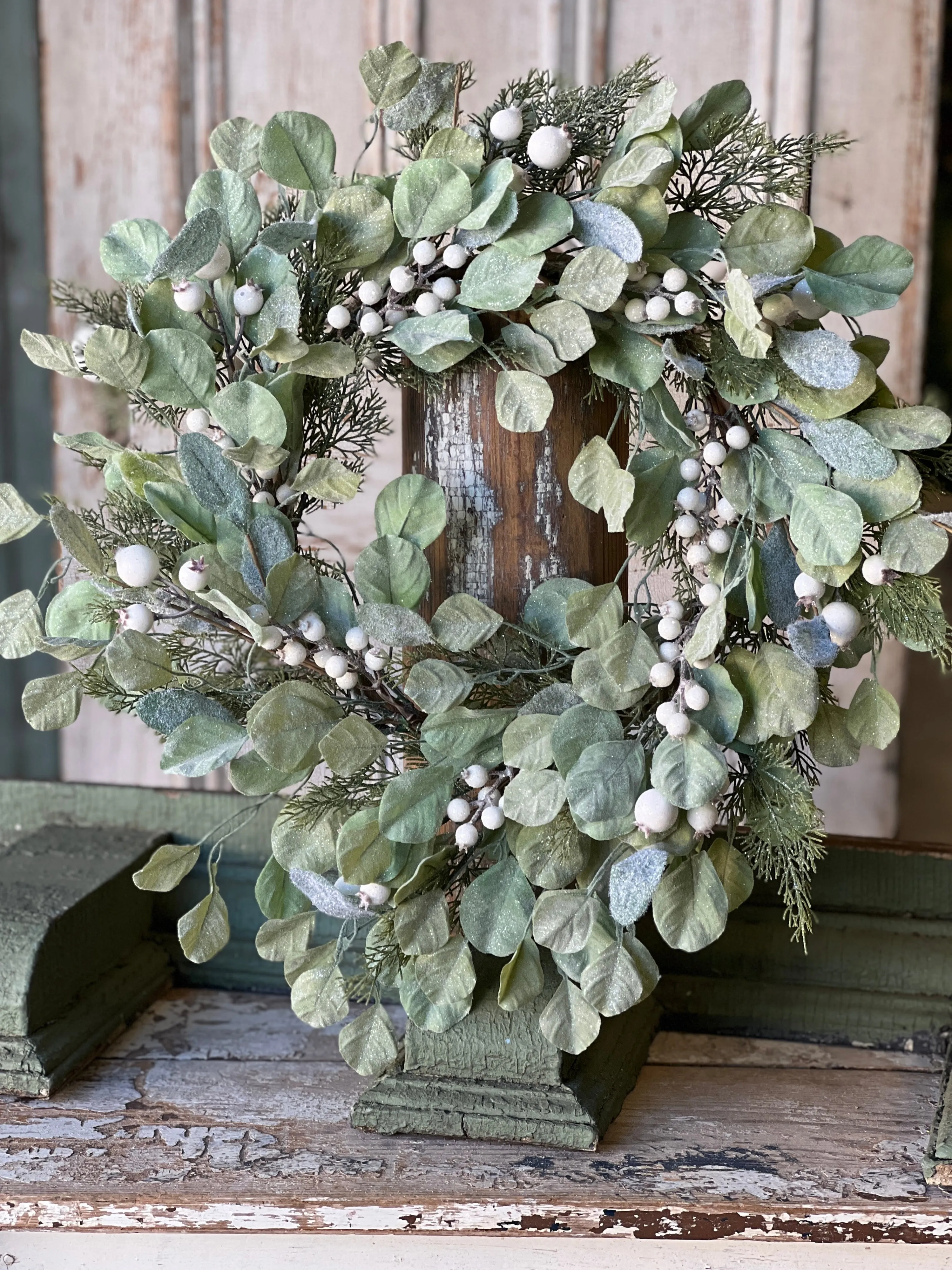 Splash of Splendor Wreath | 24"