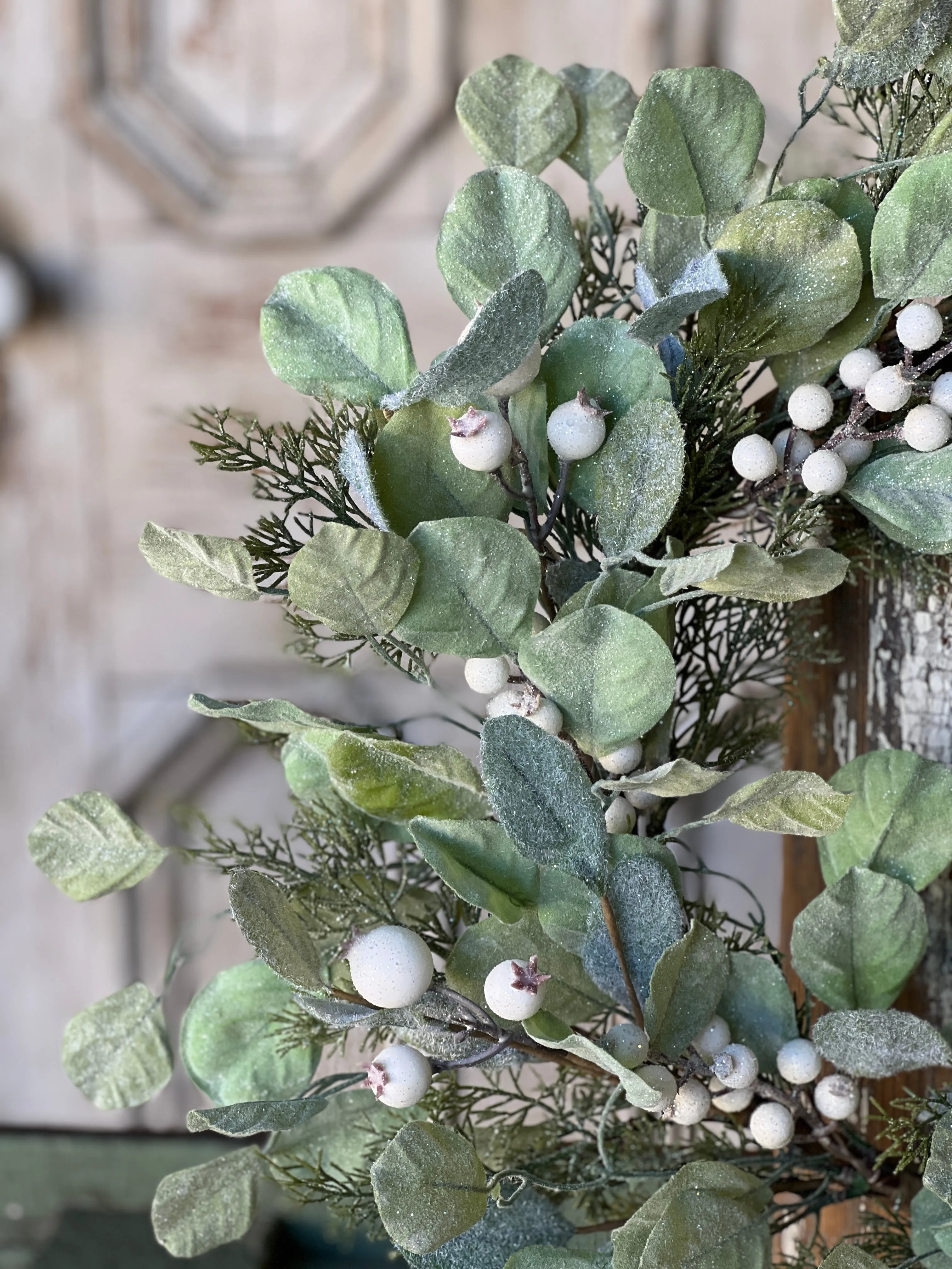 Splash of Splendor Wreath | 24"