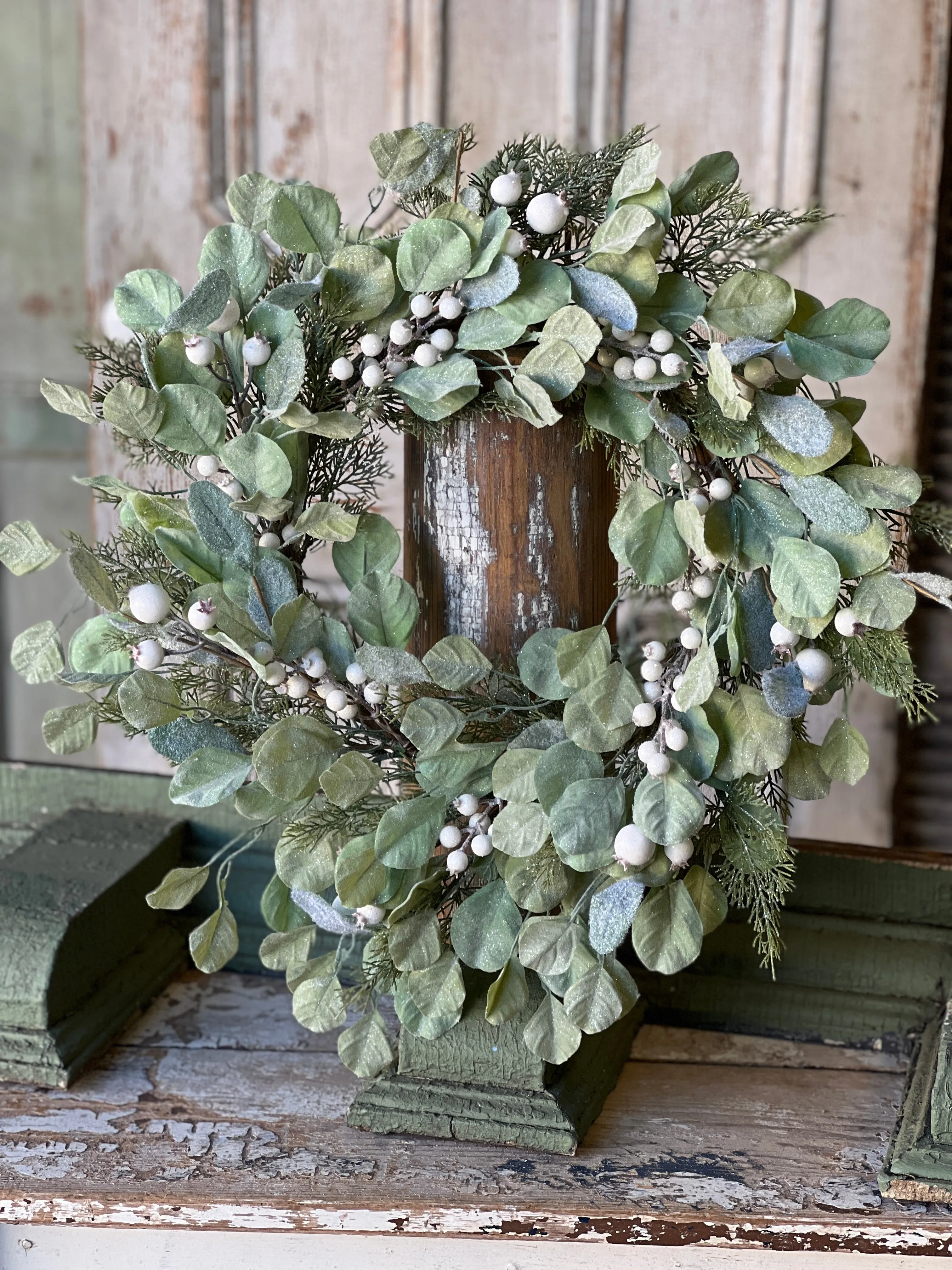 Splash of Splendor Wreath | 24"
