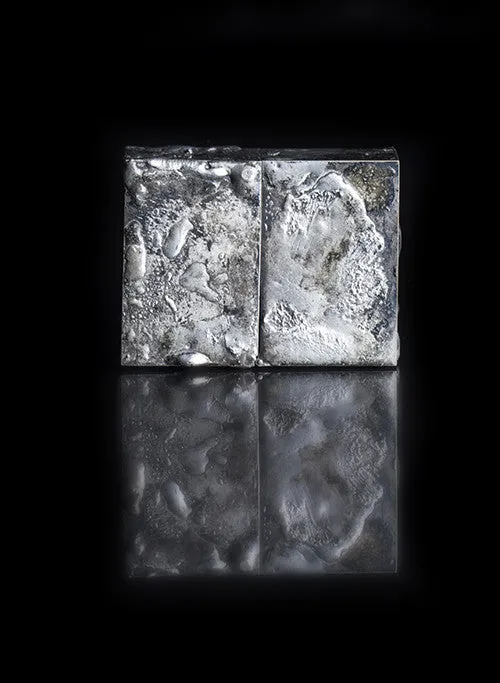 TEXTURED BOX AND RING