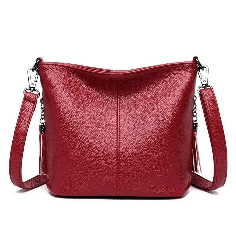 The Estrella Leather Shoulder Bag – Stay Organized in Style!