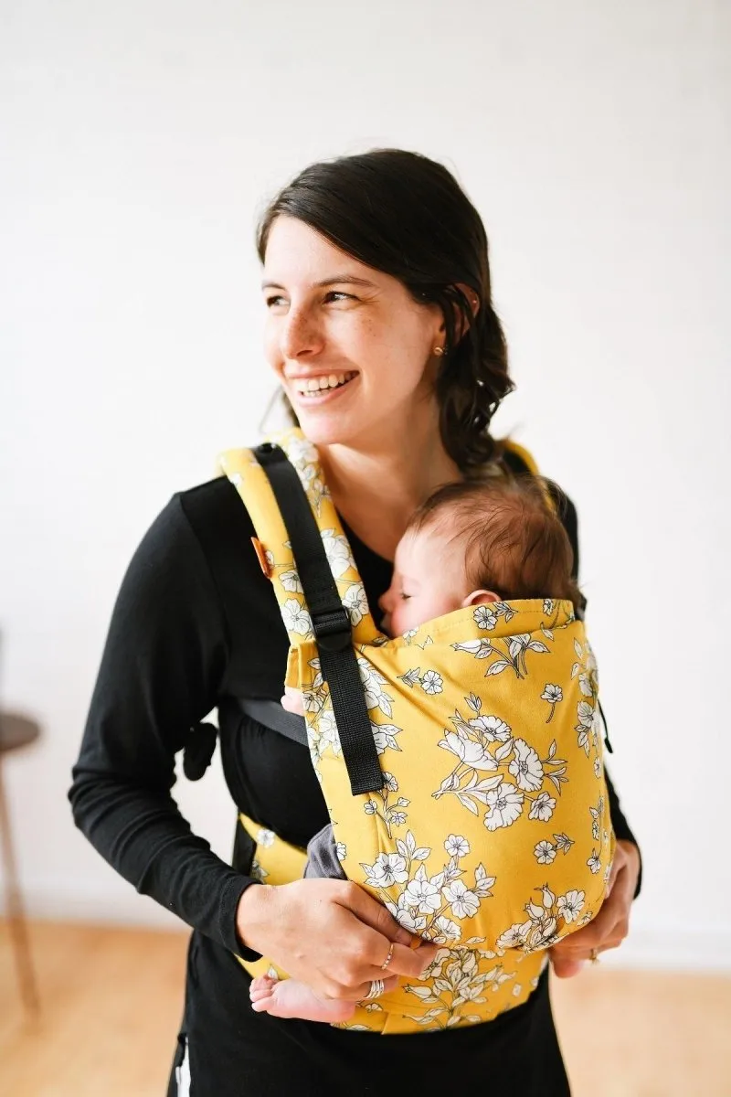 Tula Free-to-Grow Baby Carrier Blanche