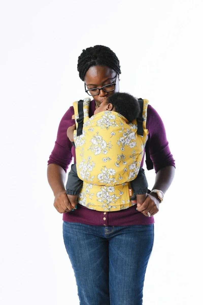 Tula Free-to-Grow Baby Carrier Blanche