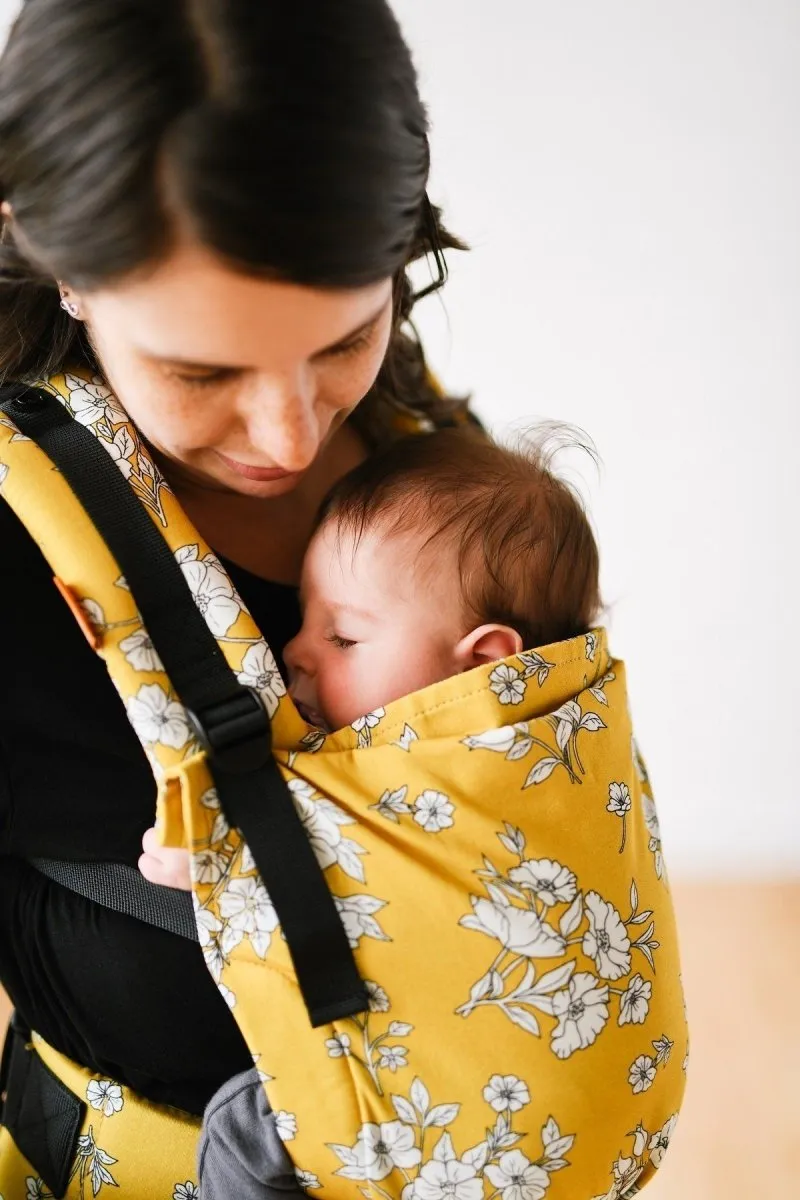 Tula Free-to-Grow Baby Carrier Blanche