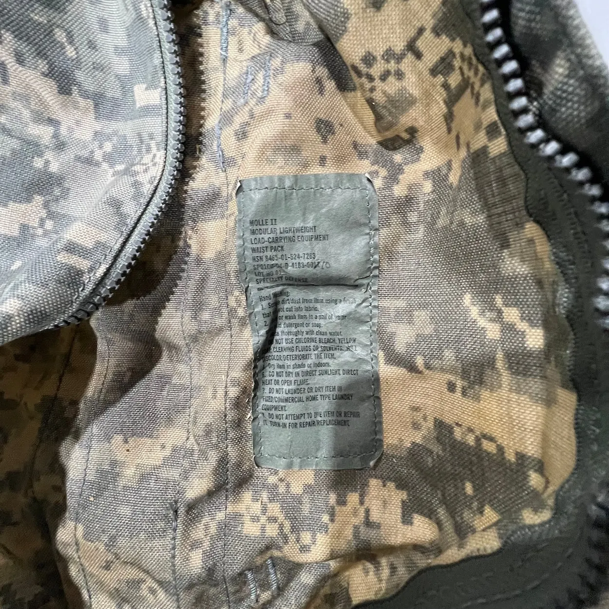 US Army Molle II Waist Pack General Purpose Butt Dump Pouch ACU UCP Mag