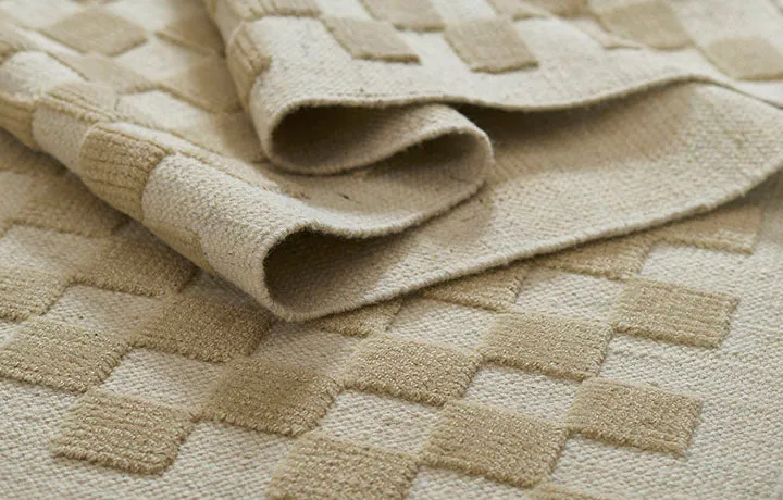 Willa Beige Checkerboard Rug