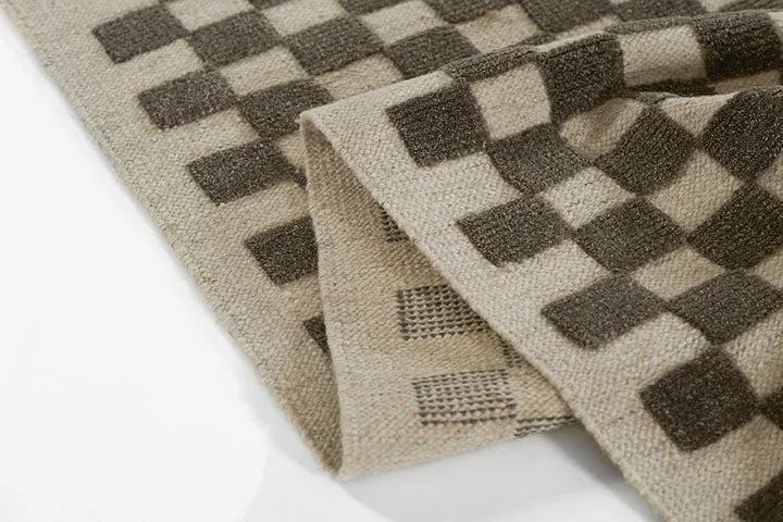 Willa Charcoal Checkerboard Rug