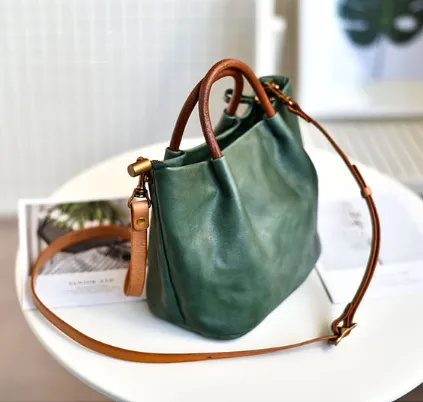 YAAGLE Women Classic Tanned Cowhide Bucket Handbag YG370