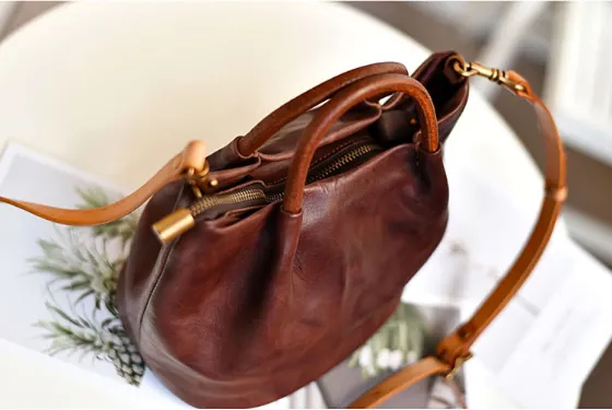 YAAGLE Women Classic Tanned Cowhide Bucket Handbag YG370